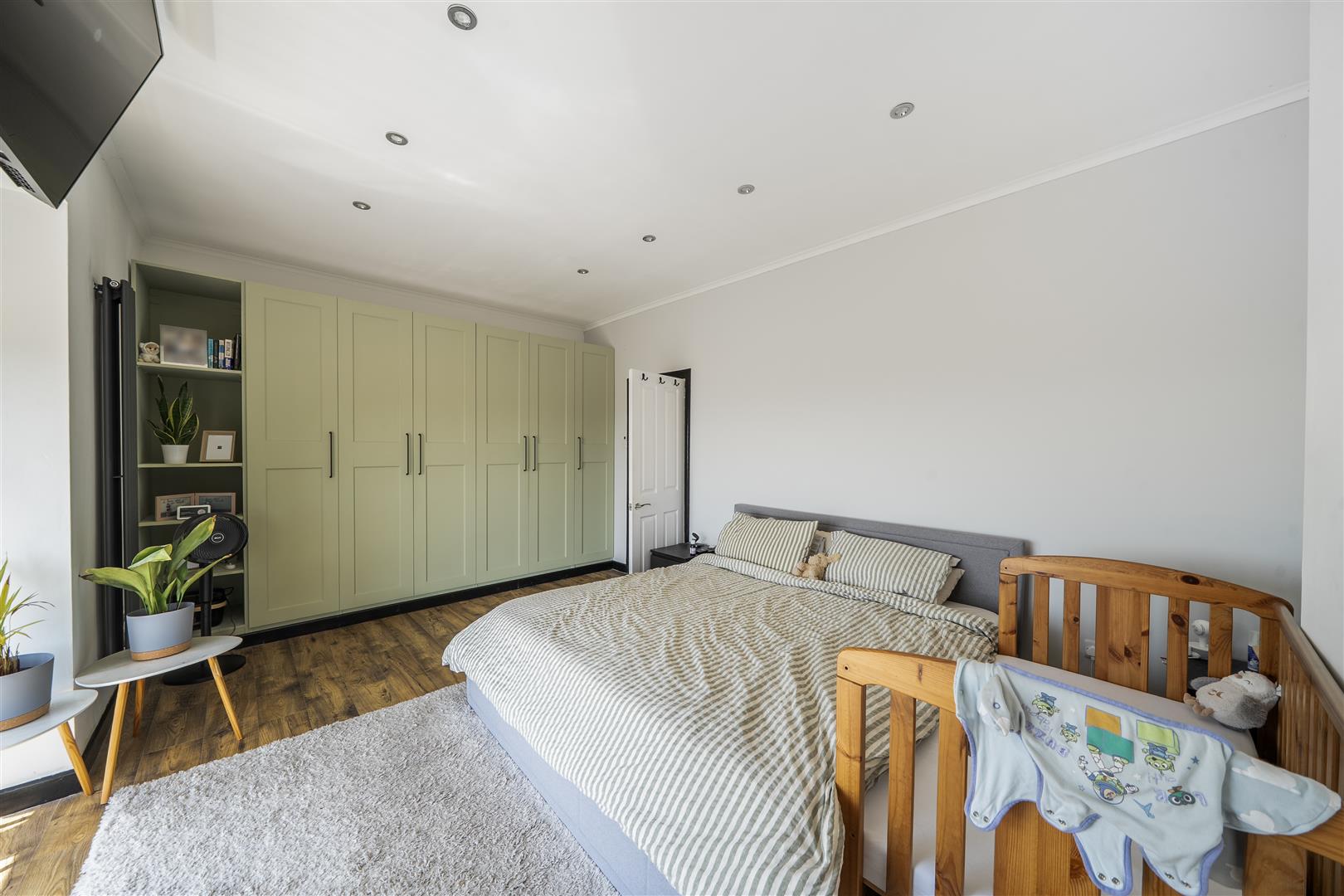 Chaddesley Terrace, Mount Pleasant, Swansea, SA1 6HB